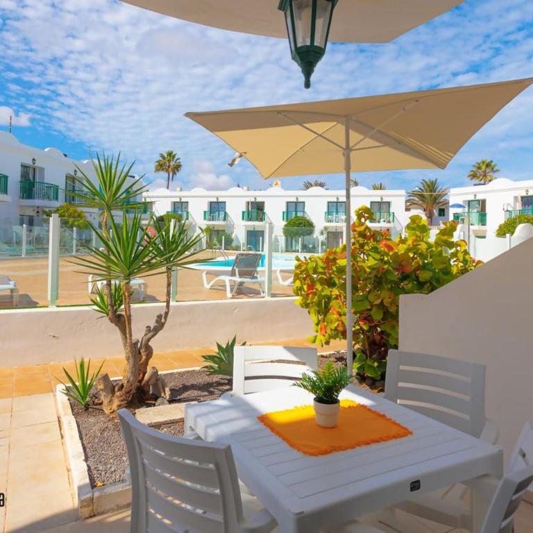 Golden Sunset Pool View by iRent Fuerteventura - Apartamento con vistas a la piscina - 3