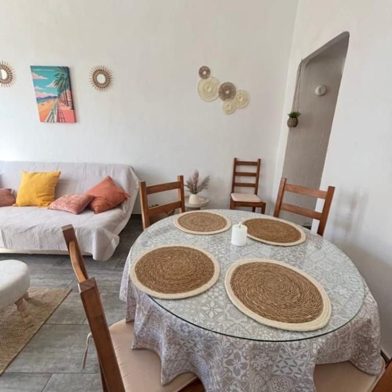 Luminous T2 on the seafront - Appartement - 12