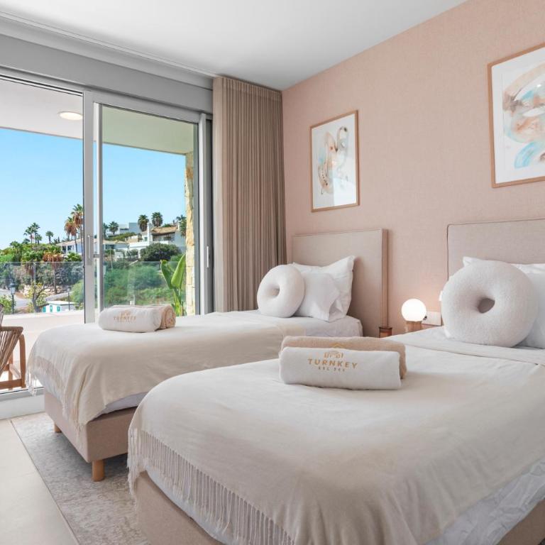 Seaview Plungepool Duplex - Three-Bedroom Apartment with Private Pool - 14