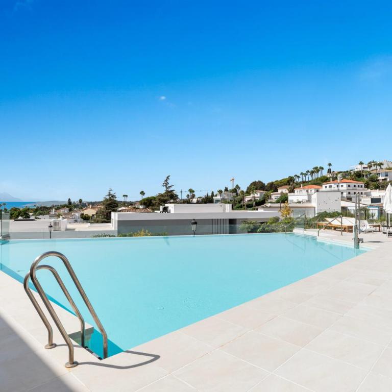 Seaview Plungepool Duplex - Three-Bedroom Apartment with Private Pool - 16
