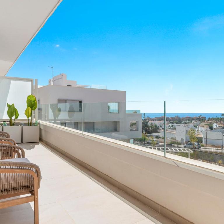 Seaview Plungepool Duplex - Three-Bedroom Apartment with Private Pool - 11
