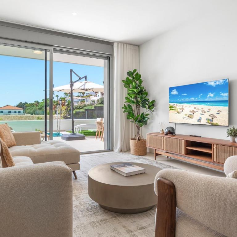 Seaview Plungepool Duplex - Three-Bedroom Apartment with Private Pool - 21
