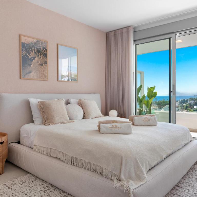 Seaview Plungepool Duplex - Three-Bedroom Apartment with Private Pool - 18