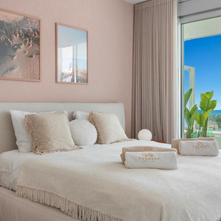 Seaview Plungepool Duplex - Three-Bedroom Apartment with Private Pool - 19
