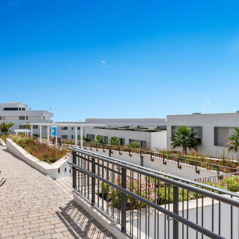 Seaview Plungepool Duplex - Three-Bedroom Apartment with Private Pool - 34