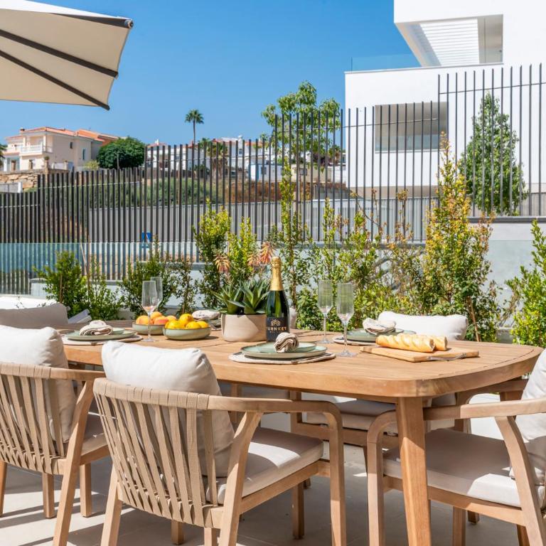 Seaview Plungepool Duplex - Three-Bedroom Apartment with Private Pool - 32