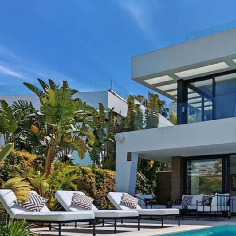 A beautiful place in La Concha - Villa - 16