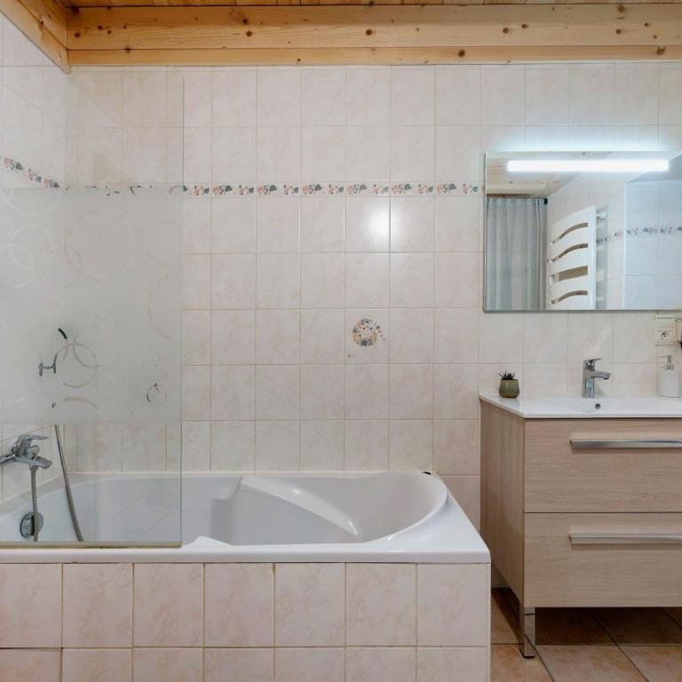 Le Revêt Val Cenis La Margerie - Appartement 3 Chambres avec Vue sur la Montagne - 26