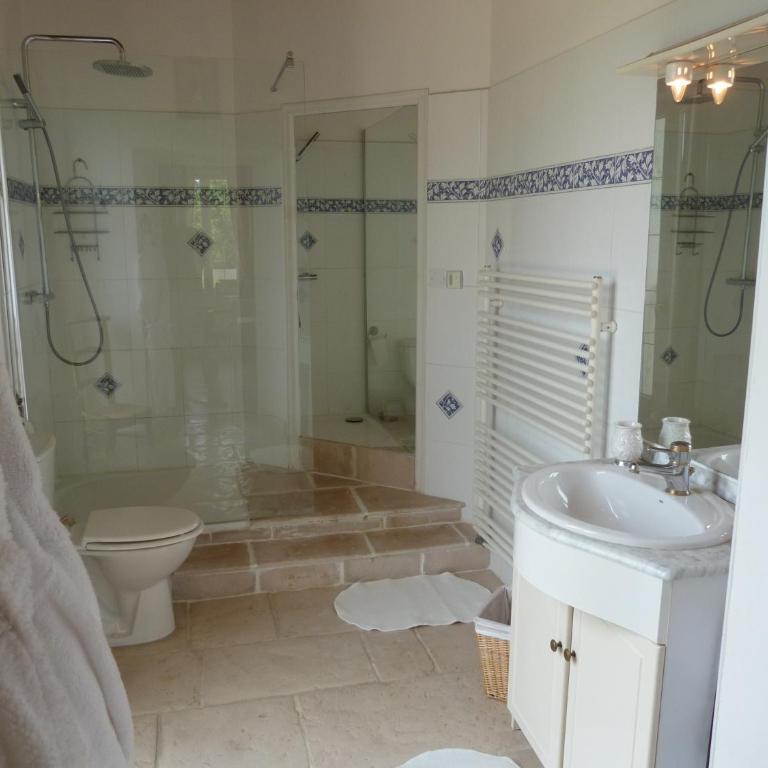 Domaine du Manoir - Superior Triple Room - 6