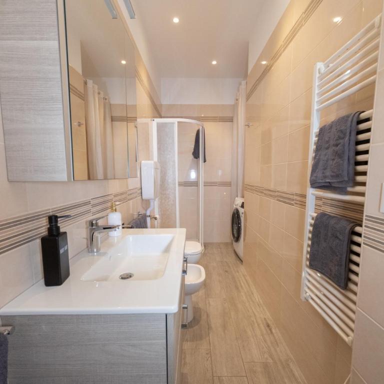 Ampio trilocale in Centro a Riccione - Appartamento con 2 Camere da Letto - 3