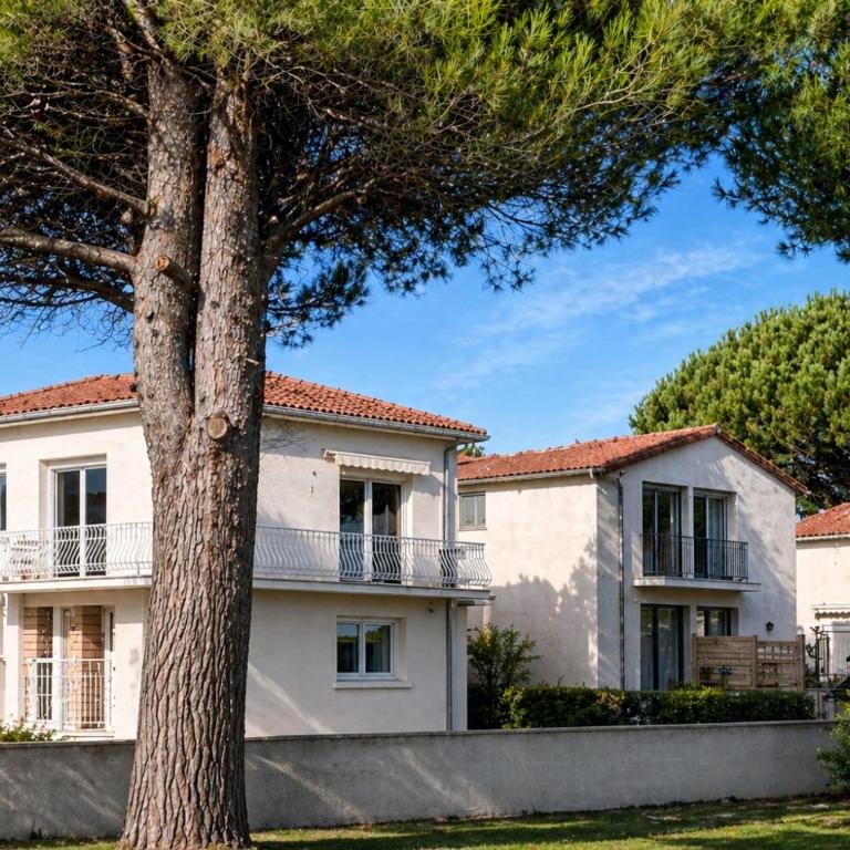 Villa- Grands T2 indépendants - climatisation, proche mer, parking gratuit, wifi - Appartement 1 Chambre Supérieur avec Balcon - 9