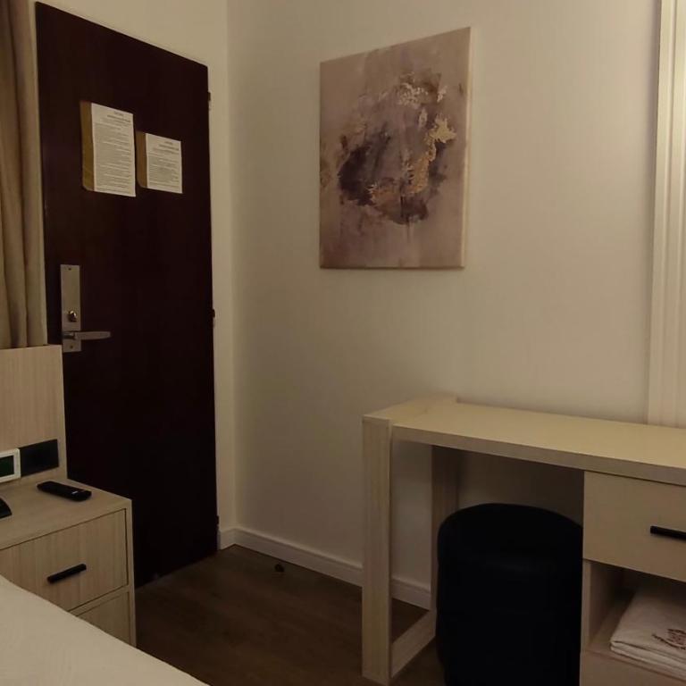 Hotel Internacional - Standard Single Room - 14
