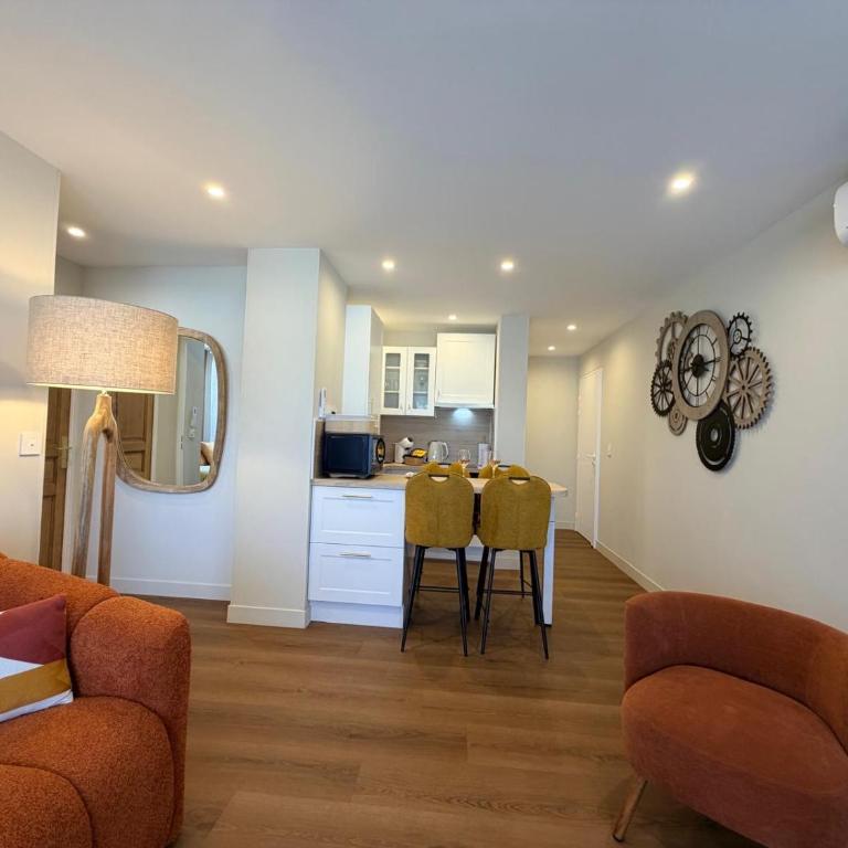 Cannes Center - 2 bedrooms - Beach 400 m away - Parking - Appartement 1 Chambre - 28