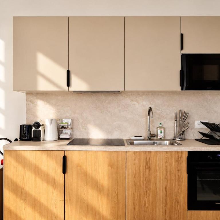 TheBlueStay 365 - Beautiful AC Apartment in Paris - Apartment - 6