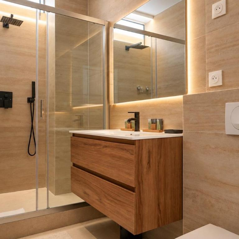 TheBlueStay 365 - Beautiful AC Apartment in Paris - Apartment - 13