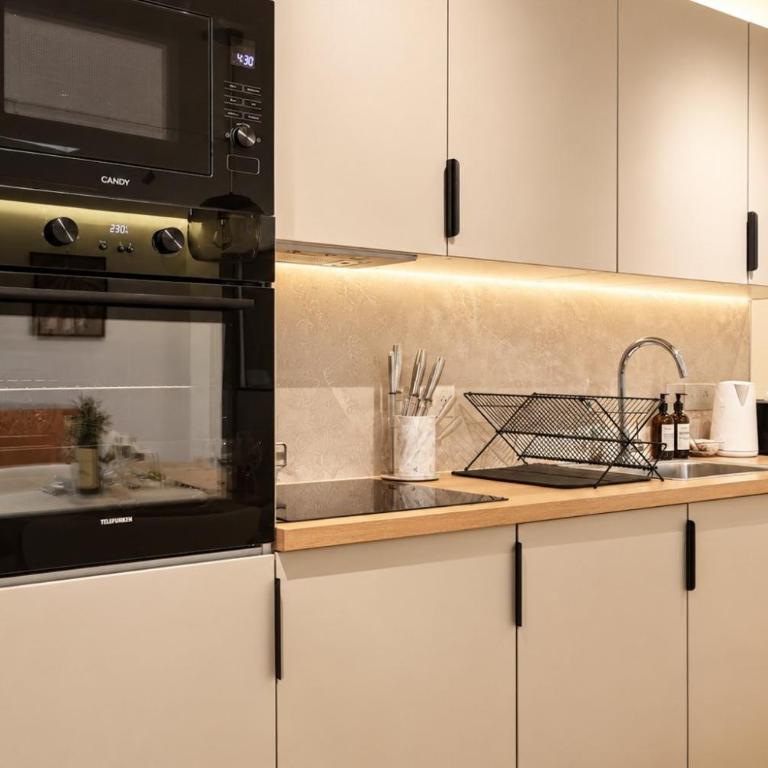 TheBlueStay 366 - Beautiful AC Apartment in Paris - Apartment - 5