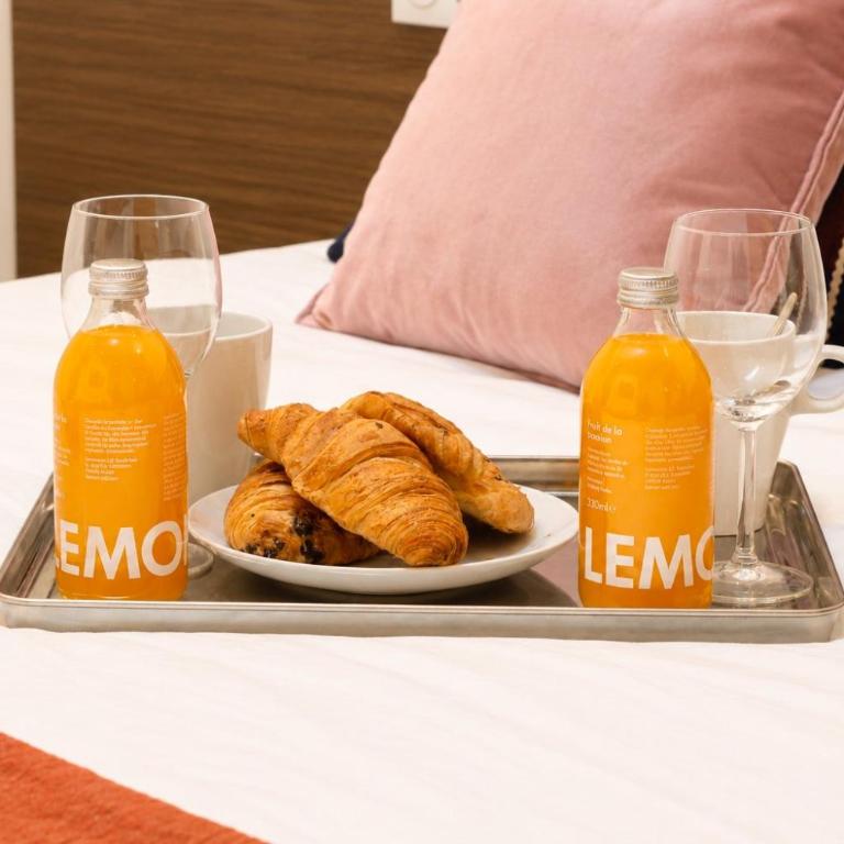 TheBlueStay 366 - Beautiful AC Apartment in Paris - Apartment - 16