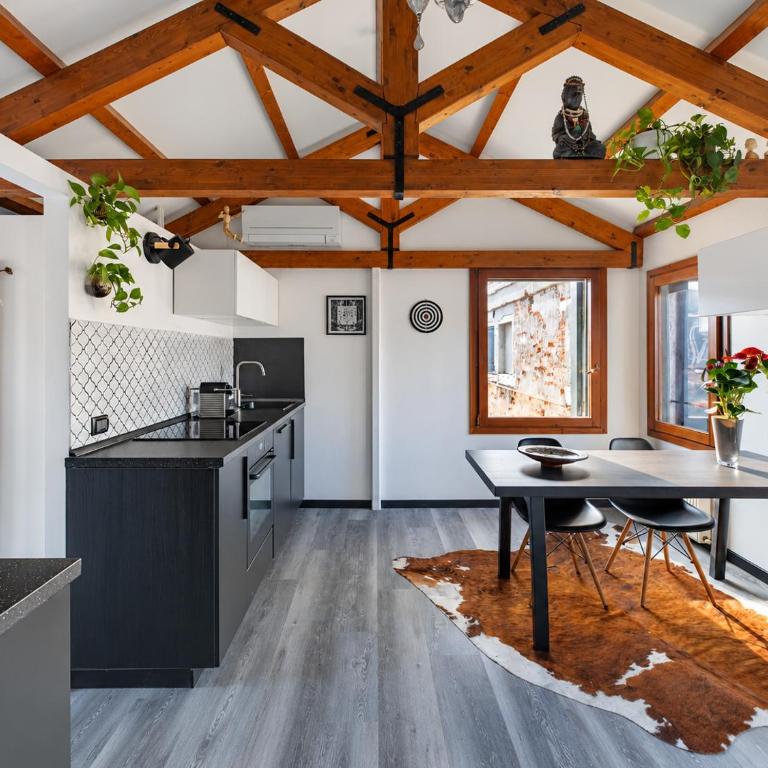 Central Modern Loft, Rooftop Patio, Full Kitchen - Appartamento con 1 Camera da Letto - 8