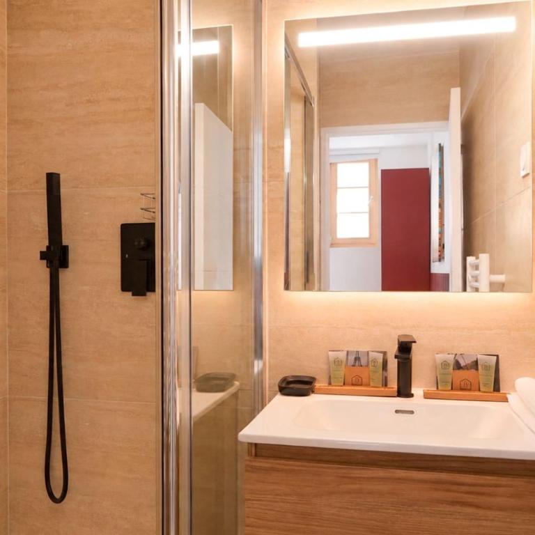 TheBlueStay 367 - Beautiful AC Apartment in Paris - Apartment - 14