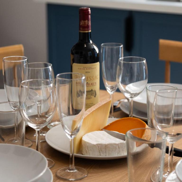 TheBlueStay 367 - Beautiful AC Apartment in Paris - Apartment - 7