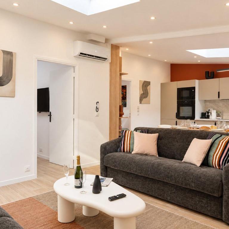 TheBlueStay 368 - Beautiful AC Apartment in Paris - Apartment - 1