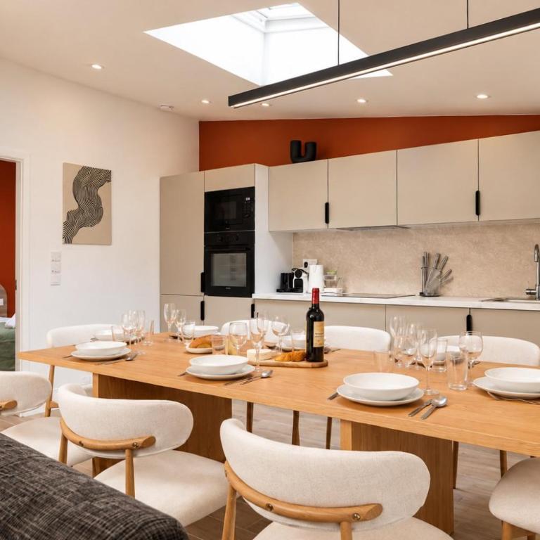 TheBlueStay 368 - Beautiful AC Apartment in Paris - Apartment - 3