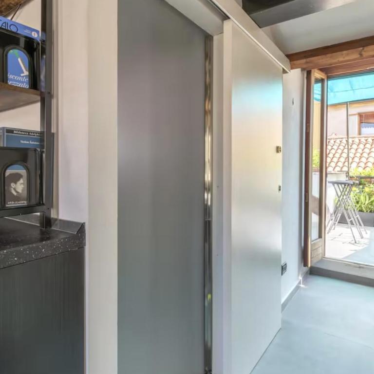 Central Modern Loft, Rooftop Patio, Full Kitchen - Appartamento con 1 Camera da Letto - 7