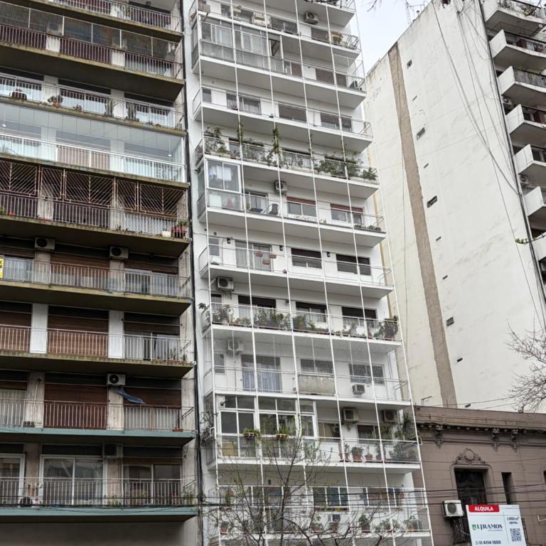 Monoambiente en Recoleta sobre Avenida - Apartamento de 1 dormitorio - 21