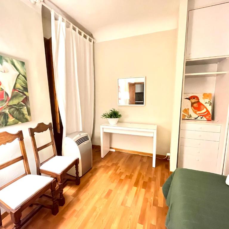 Cozy Duomo Dante Uffizi Firenze central - Two-Bedroom Apartment - 20