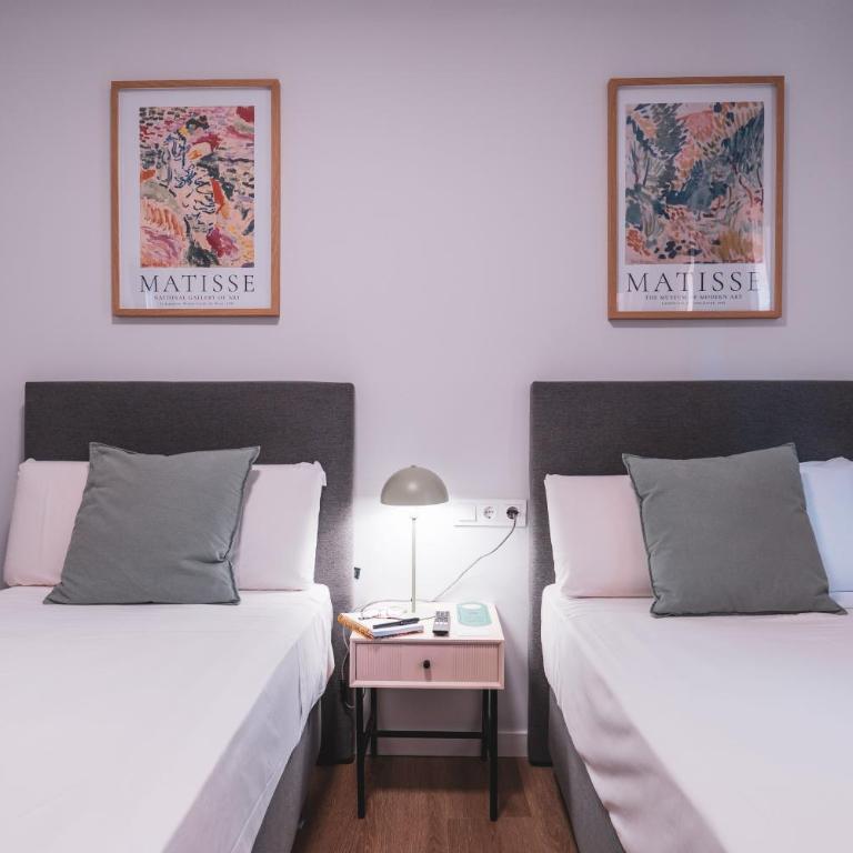 Hostal Guzman El Bueno by gaiarooms - Camera Classic Doppia con Letti Singoli - 10