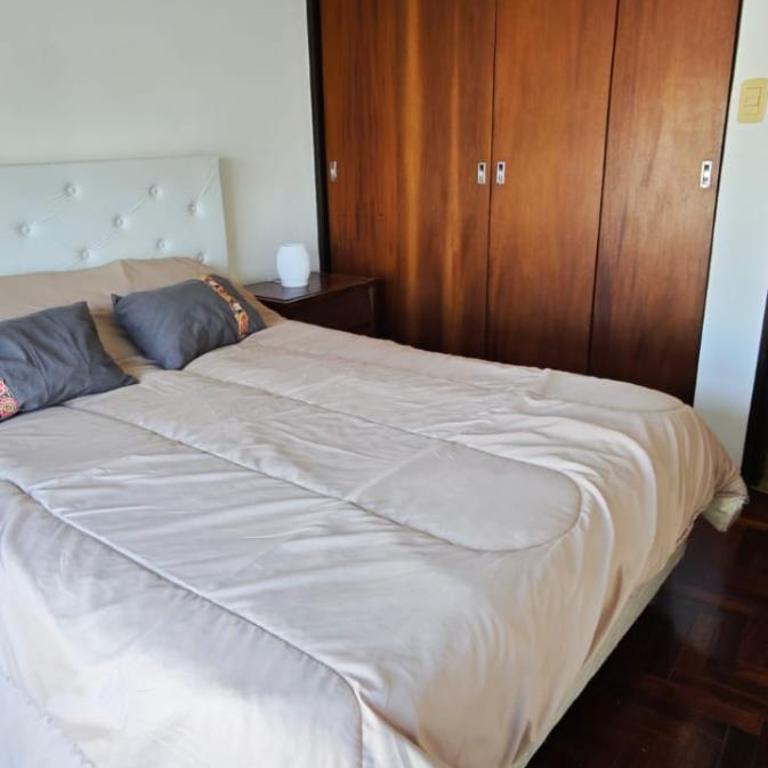 Alojamiento Temporal - Departamento con 3 Dormitorios y Conchera - Avenida 25 y 35 - Apartamento de 3 dormitorios - 8