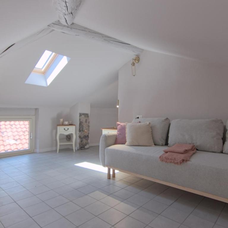 Lake Como 2 min - Modern Suites at 1 min to Station - Wifi, AC - Suite con Vista Lago - 1