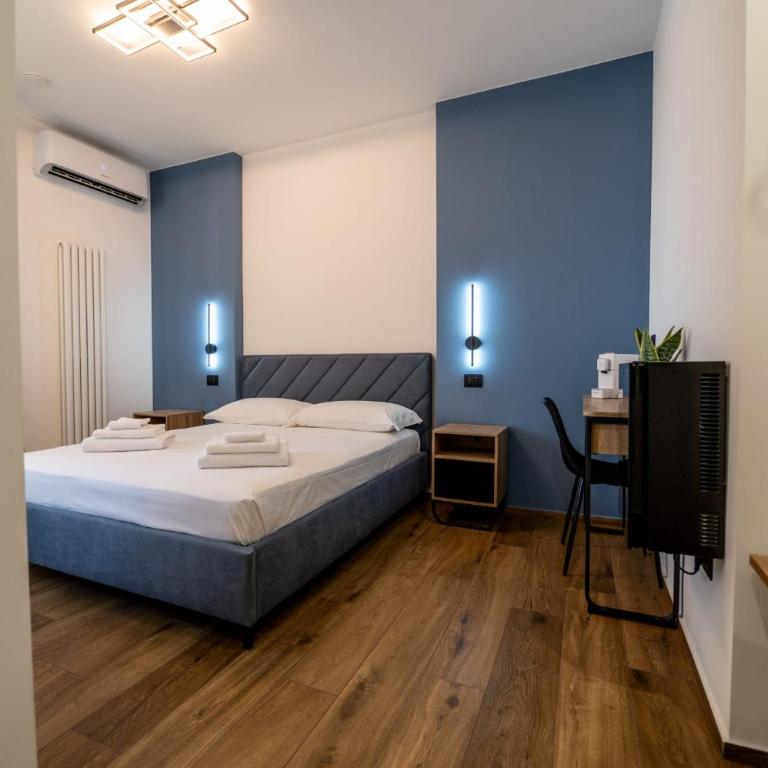 Aura Rooms - Camera Matrimoniale Deluxe - 2