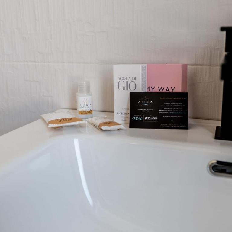 Aura Rooms - Camera Matrimoniale Deluxe - 8