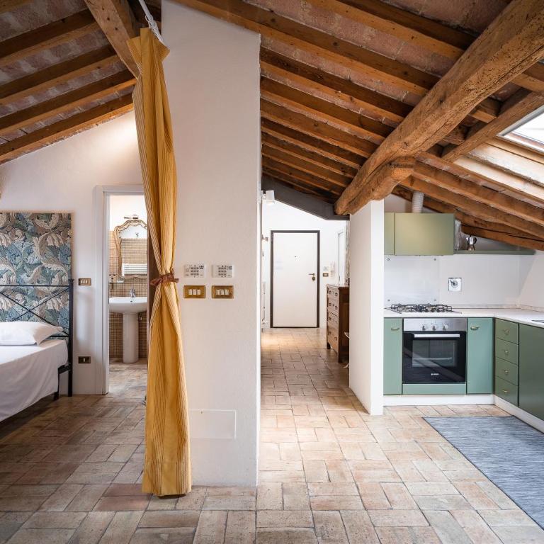 Ciao Bologna - Altabella Apartments - Superior Apartment with Balcony - 2