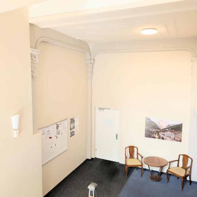 Centralstrasse Apartment, Heart of Interlaken - Two-Bedroom Apartment with Balcony - 21