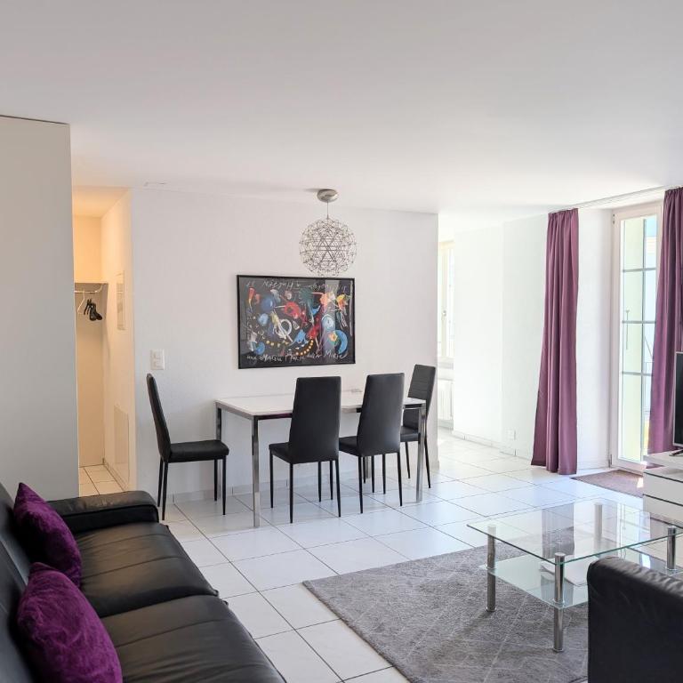 Centralstrasse Apartment, Heart of Interlaken - Two-Bedroom Apartment with Balcony - 8
