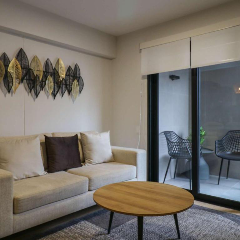 Modern 2BR with Balcony in Prime Miraflores - Apartamento - 1