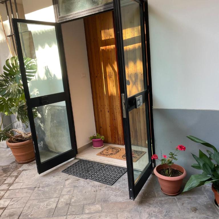 Al Duomo Apartment - Centro Storico, 2 min Cattedrale - One-Bedroom Apartment - 35