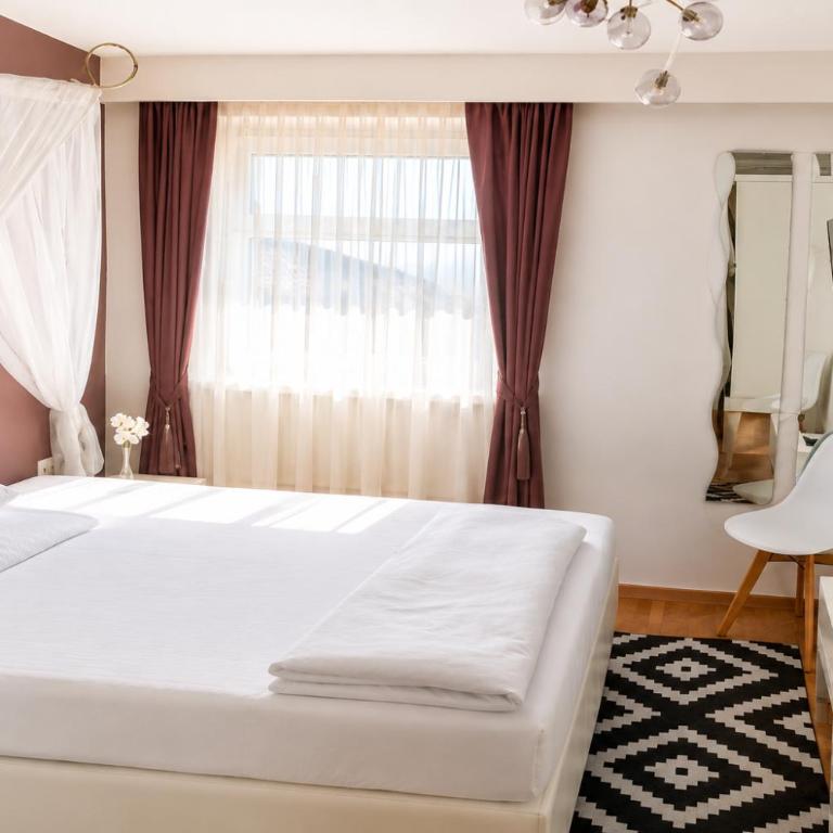 Hotel St Valentin Rooms & Appartements - Camera Matrimoniale Basic - 1