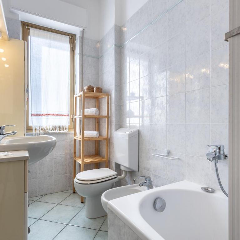 Hostdomus - Submarine Apartament - Two-Bedroom Apartment - 17