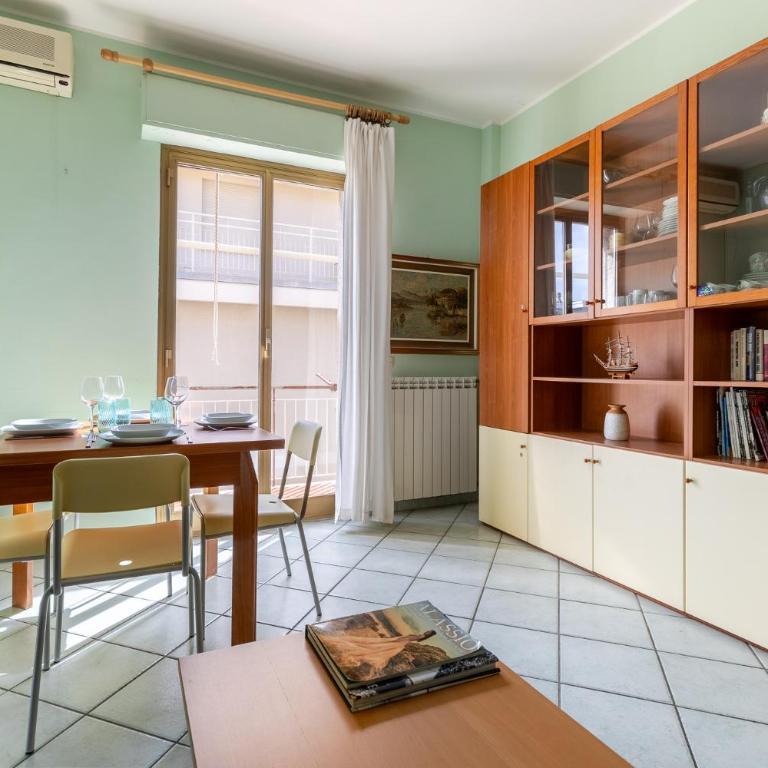 Hostdomus - Submarine Apartament - Two-Bedroom Apartment - 10