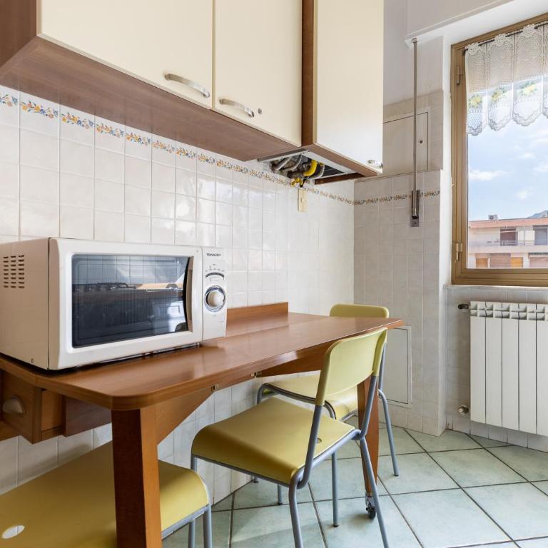 Hostdomus - Submarine Apartament - Two-Bedroom Apartment - 12