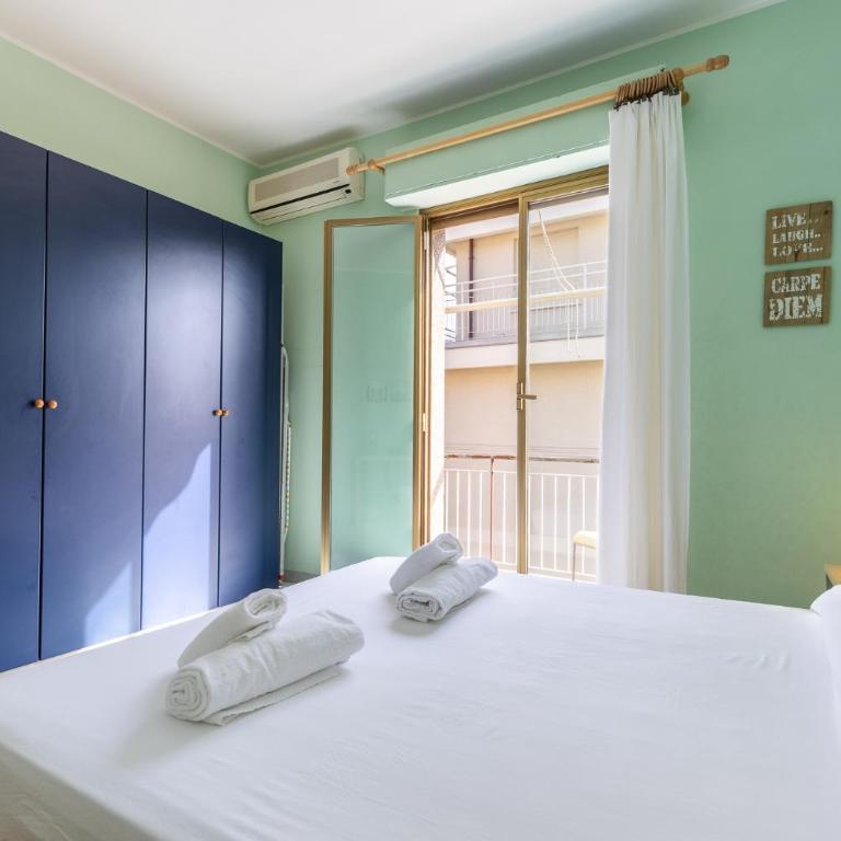 Hostdomus - Submarine Apartament - Two-Bedroom Apartment - 8