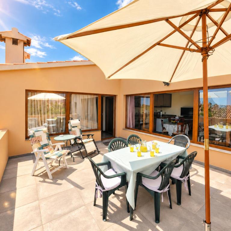 La AMISTAD Apartamento en Chalet con piscina compartida - Two-Bedroom Apartment - 27