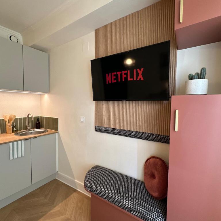 L'escale de Jeanne, Studio moderne vue Loire - Appartement 1 Chambre - 10
