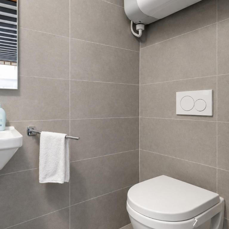 Central & Cozy Apt with Canal View, Full Kitchen - Appartamento con 1 Camera da Letto - 7