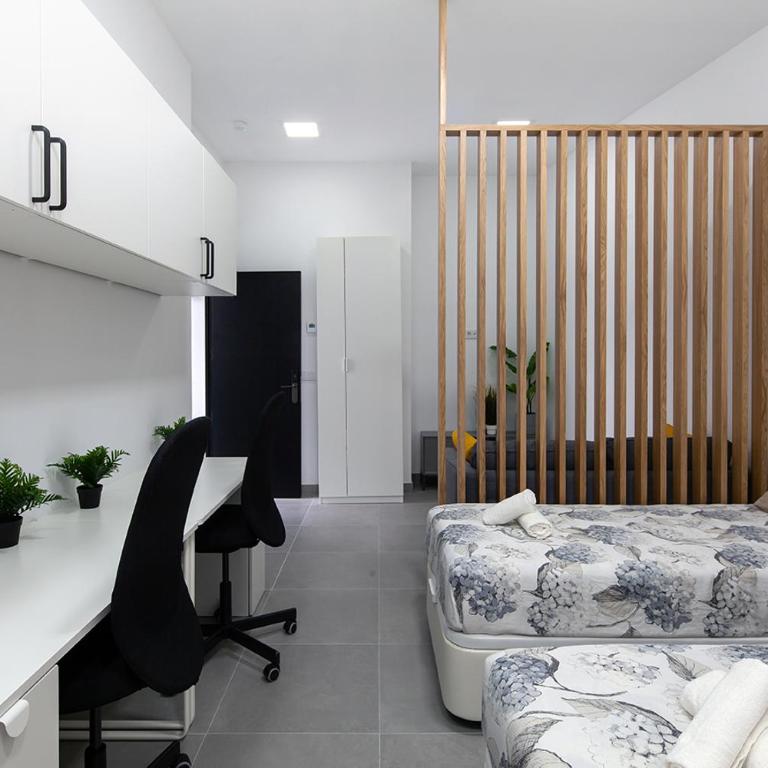 Residencia & Suites REST Triana Alfareria 100 - Estudio Deluxe - 8