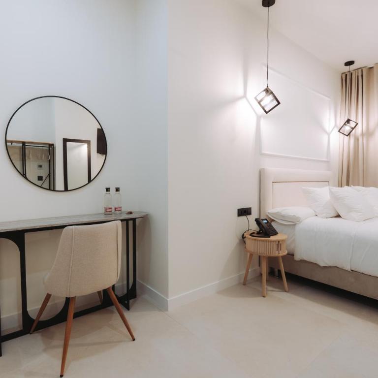 Hotel Boutique Crisal - Habitación Deluxe con cama extragrande - 4