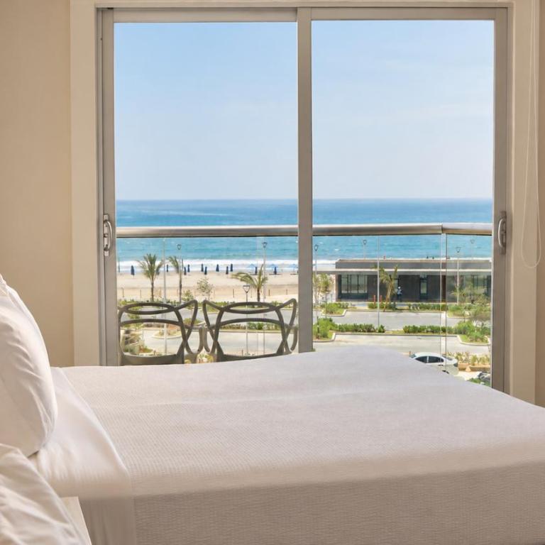 Hotel Summer Frente Al Mar - Family Room with Balcony - 3